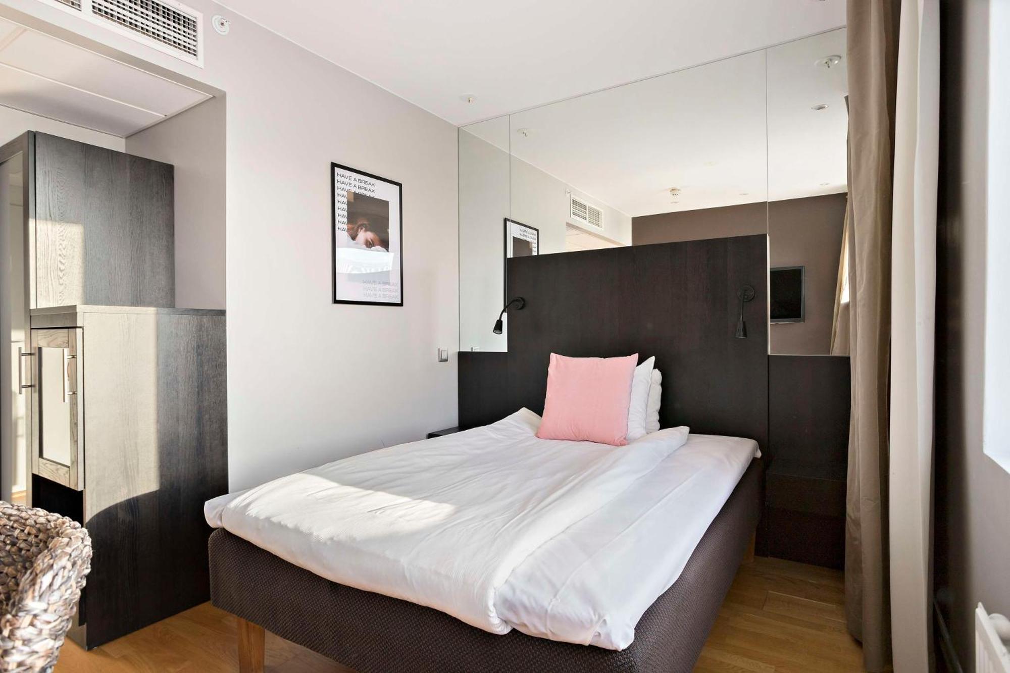 Aiden By Best Western Stockholm Solna Bagian luar foto