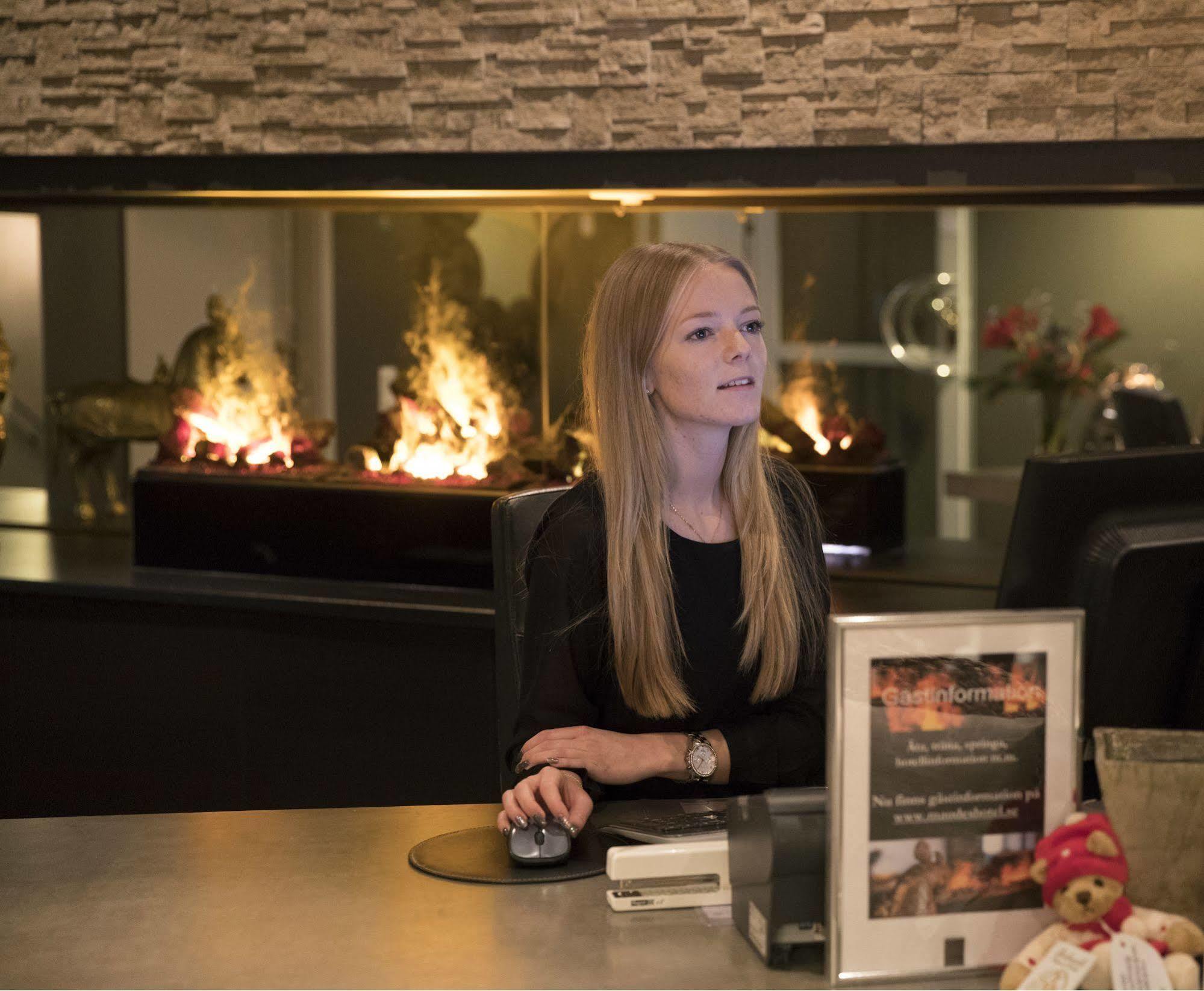 Aiden By Best Western Stockholm Solna Bagian luar foto